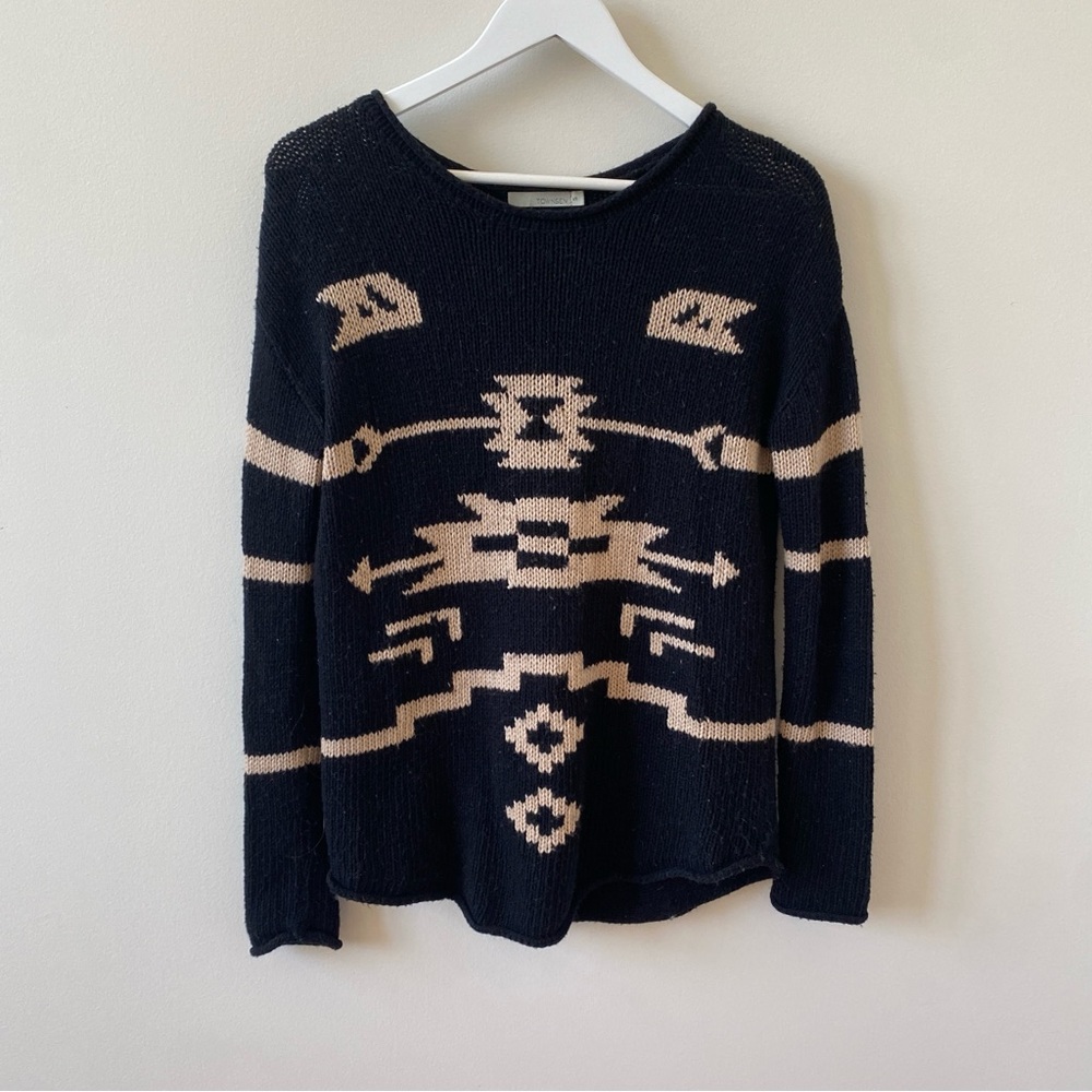 TOWNSEN Black and Cream Graphic Sweater Women’s Size Small